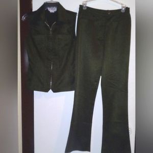 Olive Sleeveless Pants Suit Set